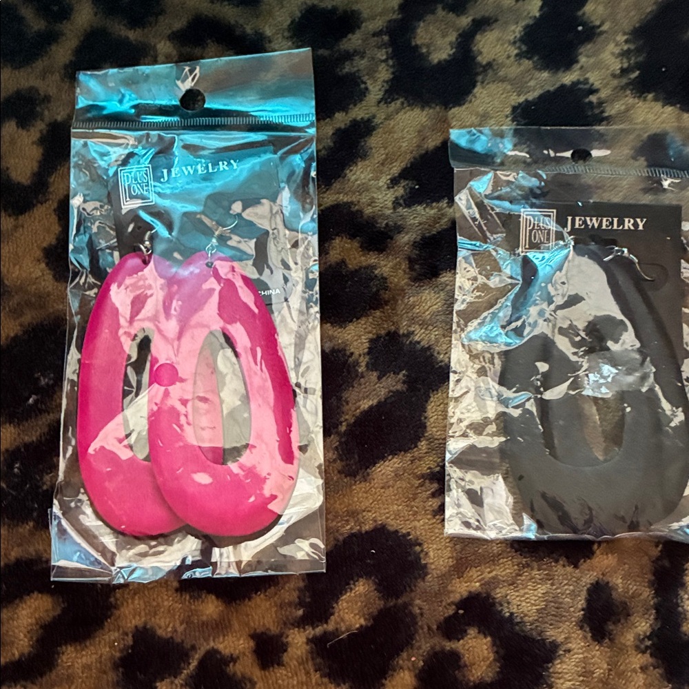 Wooden Pink and Black Hoop Earrings Set